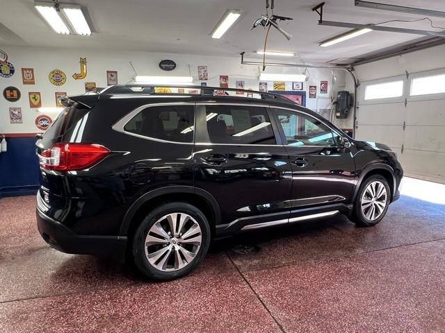 Used 2021 Subaru Ascent Limited w/ Technology Package AWD/4WD image 3