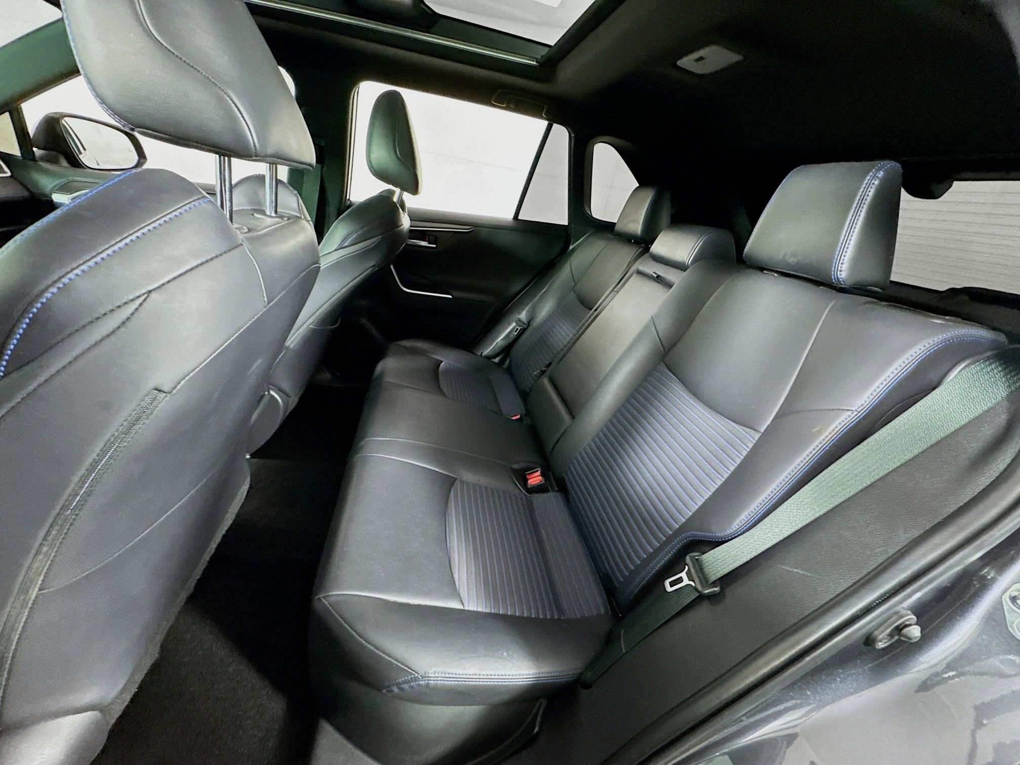 Certified 2022 Toyota RAV4 XSE image 18