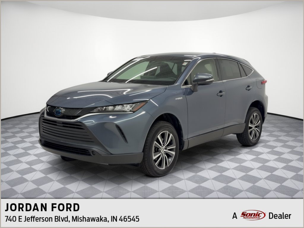 Used 2021 Toyota Venza LE w/ Carpet Mat Package (TMS)