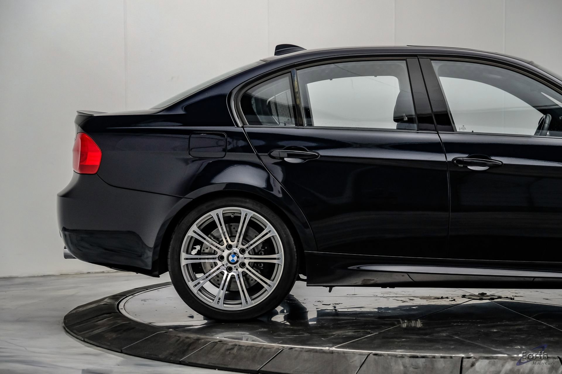 Used 2011 BMW M3 Sedan RWD image 21