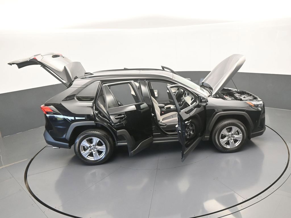 Used 2025 Toyota RAV4 XLE w/ Convenience Package FWD image 66