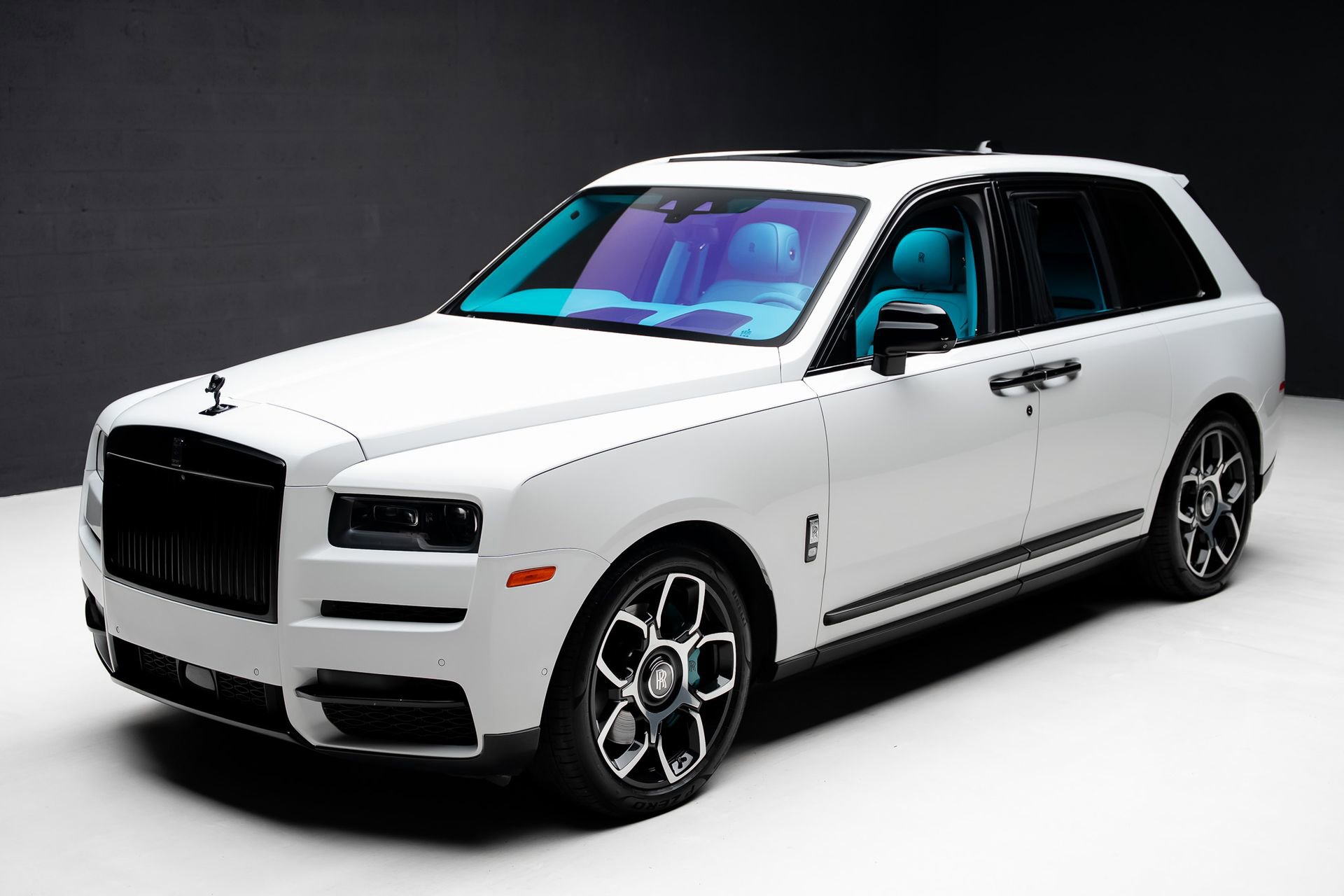 Used 2019 Rolls-Royce Cullinan AWD/4WD image 6