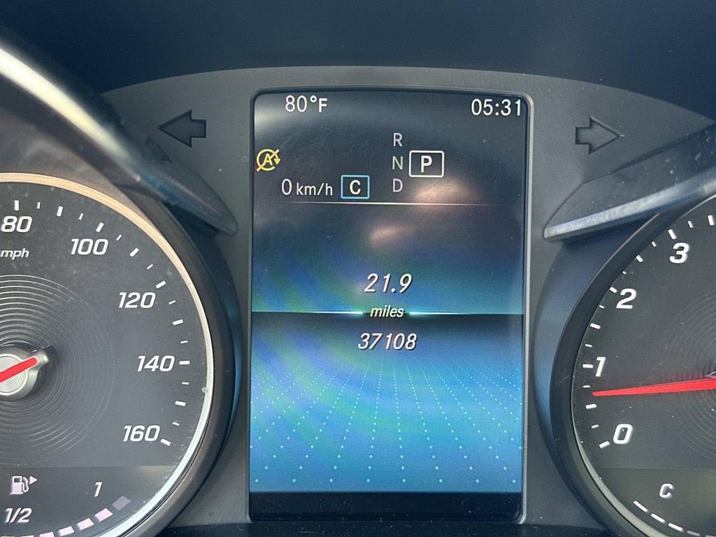 Used 2021 Mercedes-Benz GLC 300 4MATIC w/ Premium Package image 23