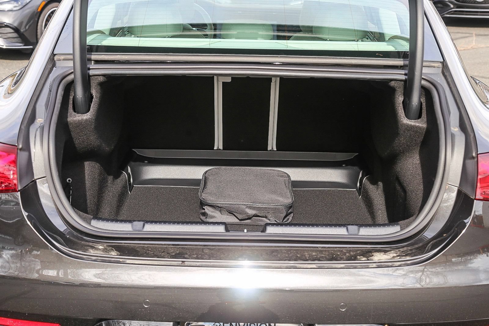 New 2024 Mercedes-Benz EQE 500 4MATIC Sedan image 24