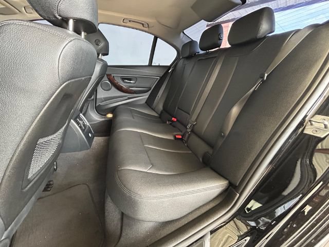 Used 2015 BMW 328i xDrive Sedan AWD/4WD image 7