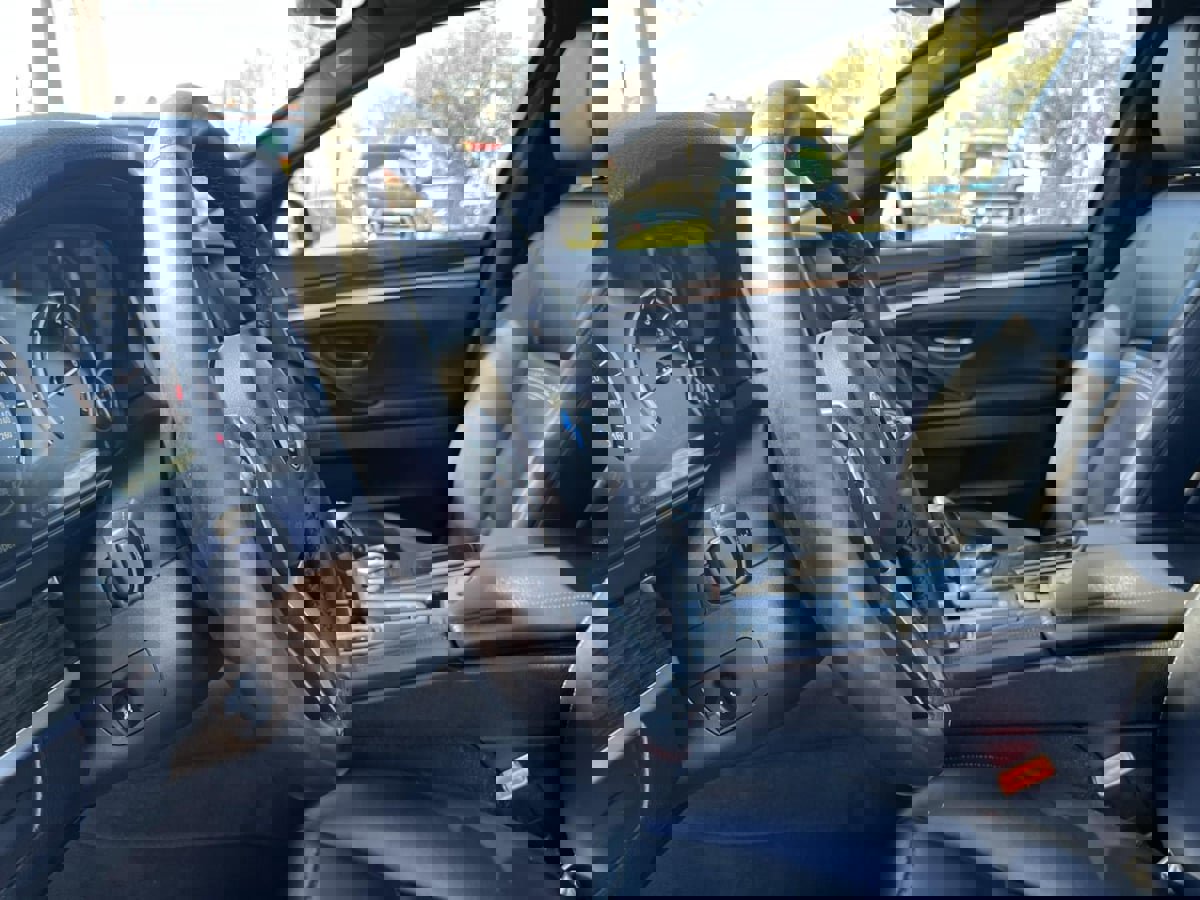 Used 2015 BMW 535i 535i image 28