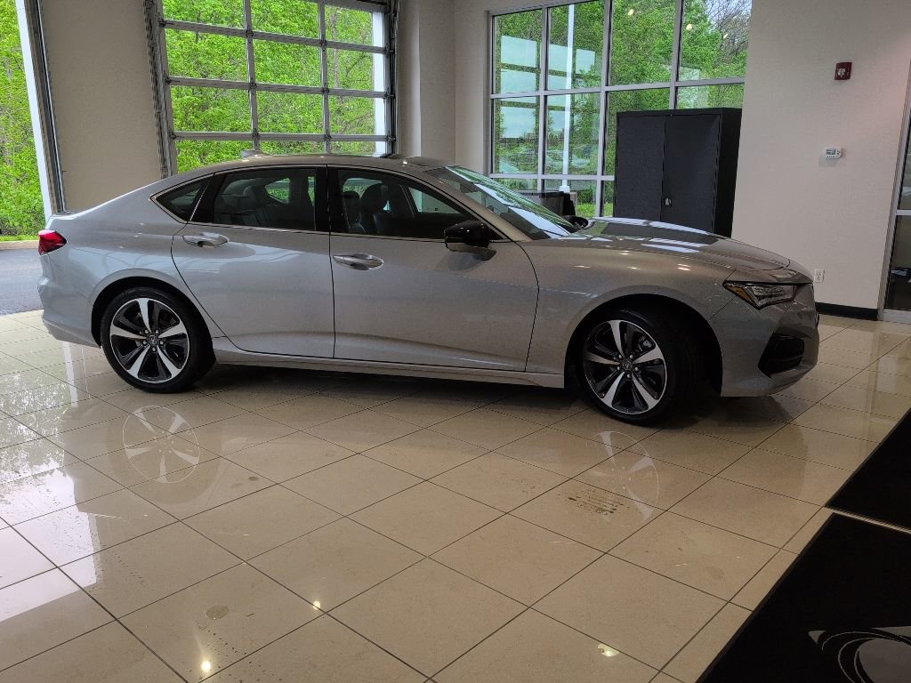 Certified 2025 Acura TLX w/ Technology Package FWD image 6