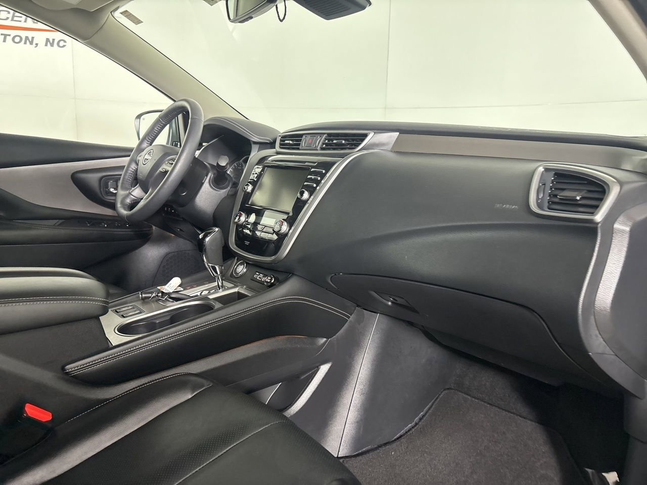 Used 2024 Nissan Murano SL image 35