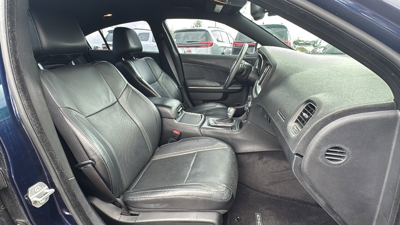 Used 2015 Dodge Charger R/T w/ Plus Group RWD image 31