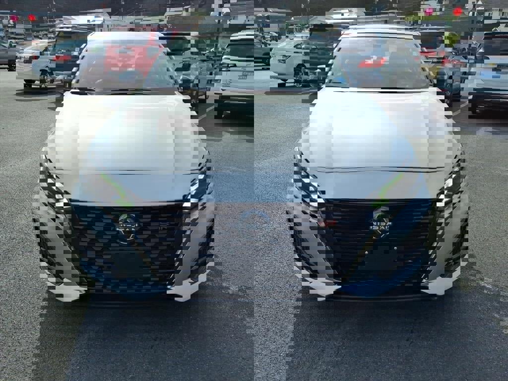 Used 2023 Nissan Altima 2.0 SR image 9