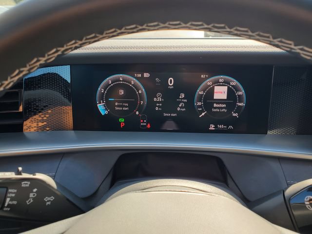 New 2026 Volkswagen Tiguan SE AWD/4WD image 23