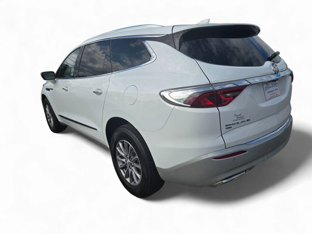 Used 2024 Buick Enclave Premium image 3