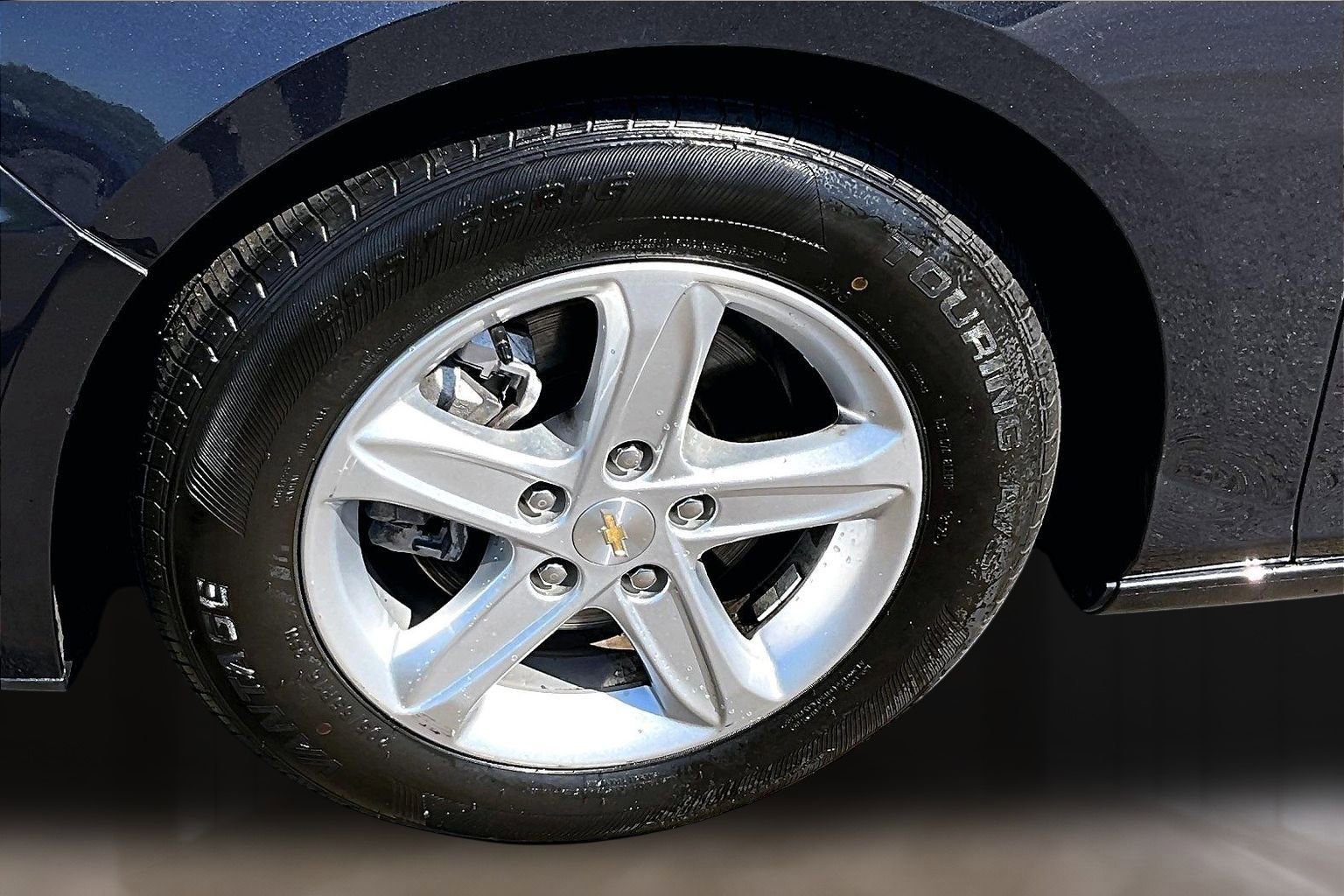 Used 2023 Chevrolet Malibu LT FWD image 34