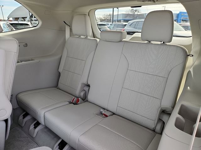 New 2026 Buick Enclave Avenir w/ Super Cruise Package image 7