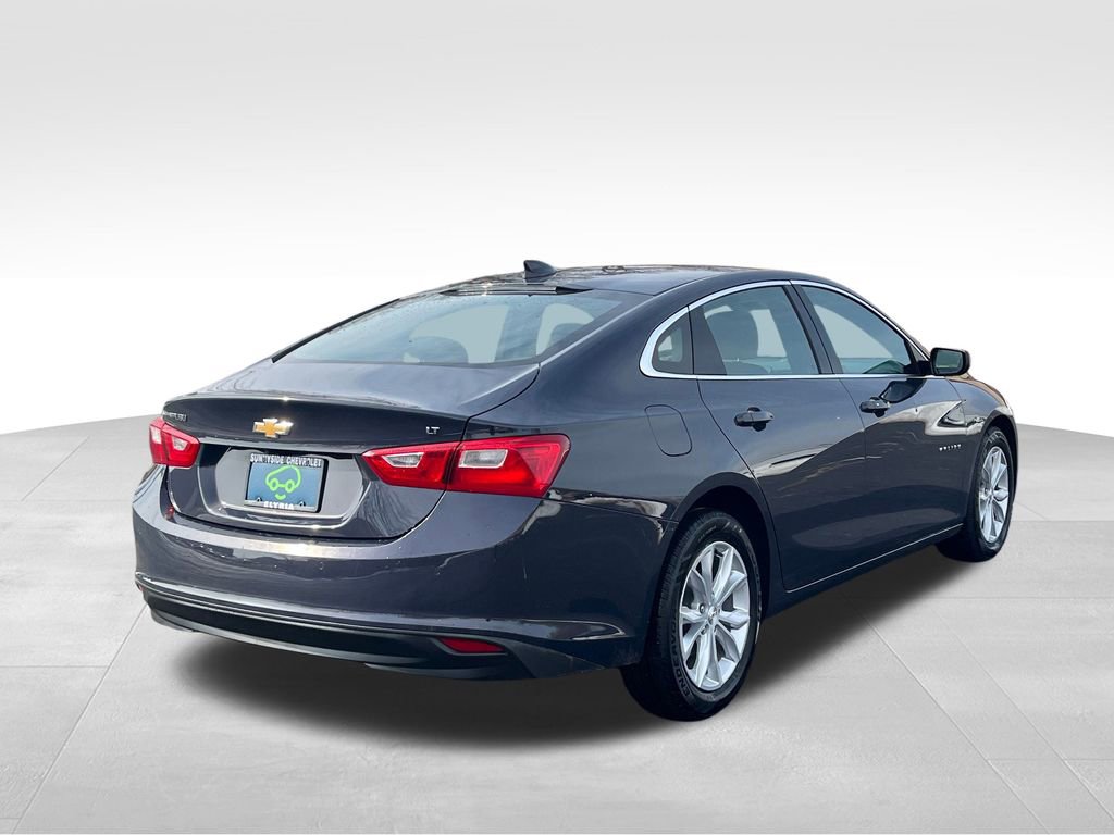 Used 2025 Chevrolet Malibu LT FWD image 2