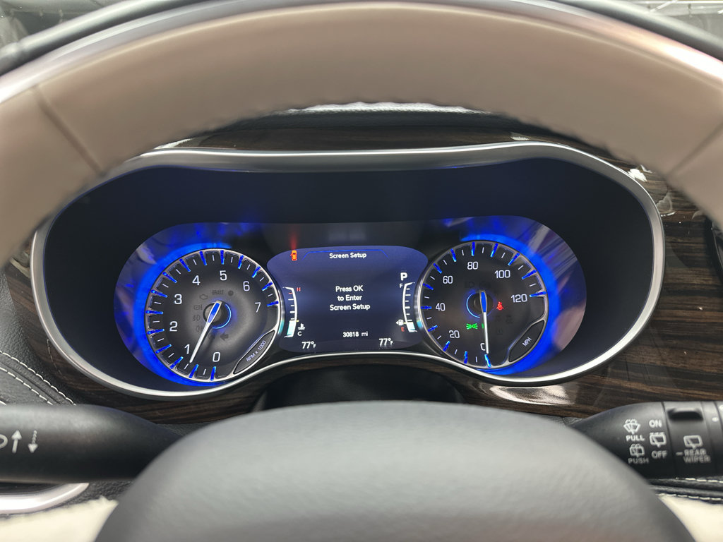 Used 2021 Chrysler Pacifica Limited w/ Premium & Safety Sphere Group AWD/4WD image 5