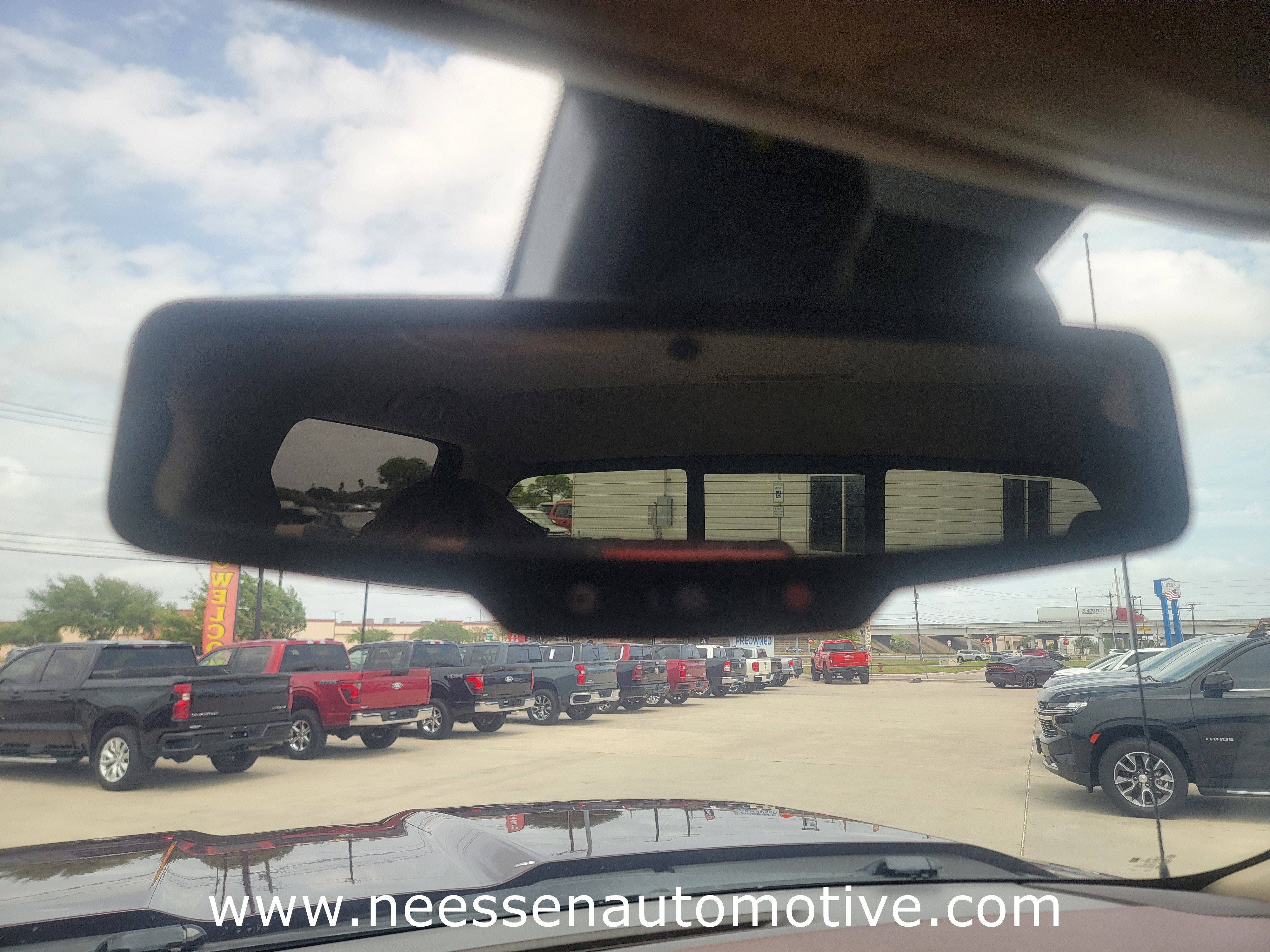 Used 2016 Chevrolet Silverado 3500 High Country w/ Duramax Plus Package AWD/4WD image 25