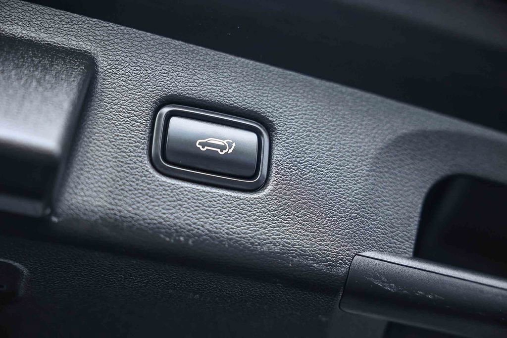 Used 2021 Kia Telluride EX w/ EX Premium Package image 32