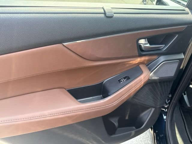 Used 2025 Acura MDX w/ Technology Package FWD image 22