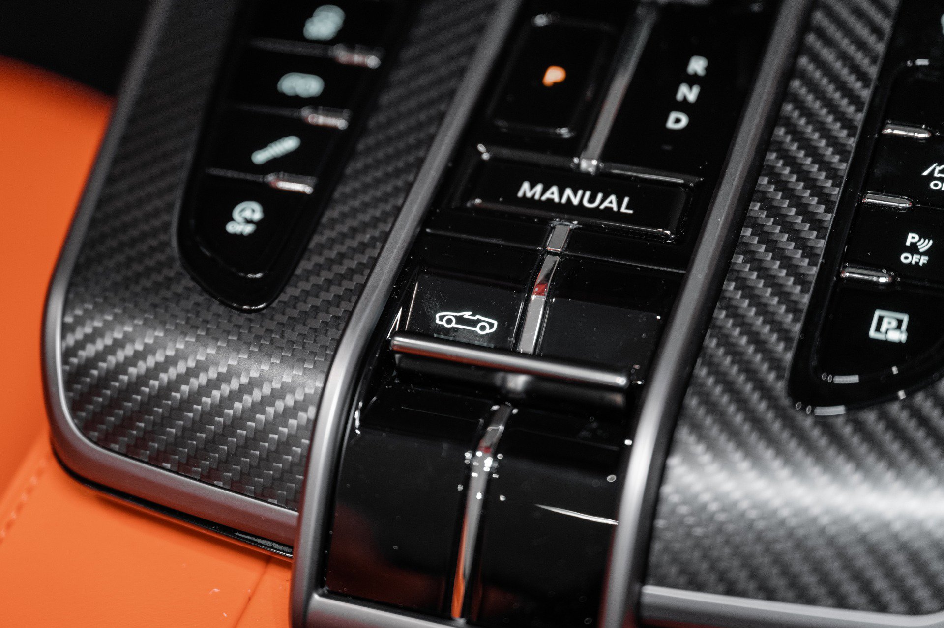 New 2026 Aston Martin Vanquish Convertible image 38