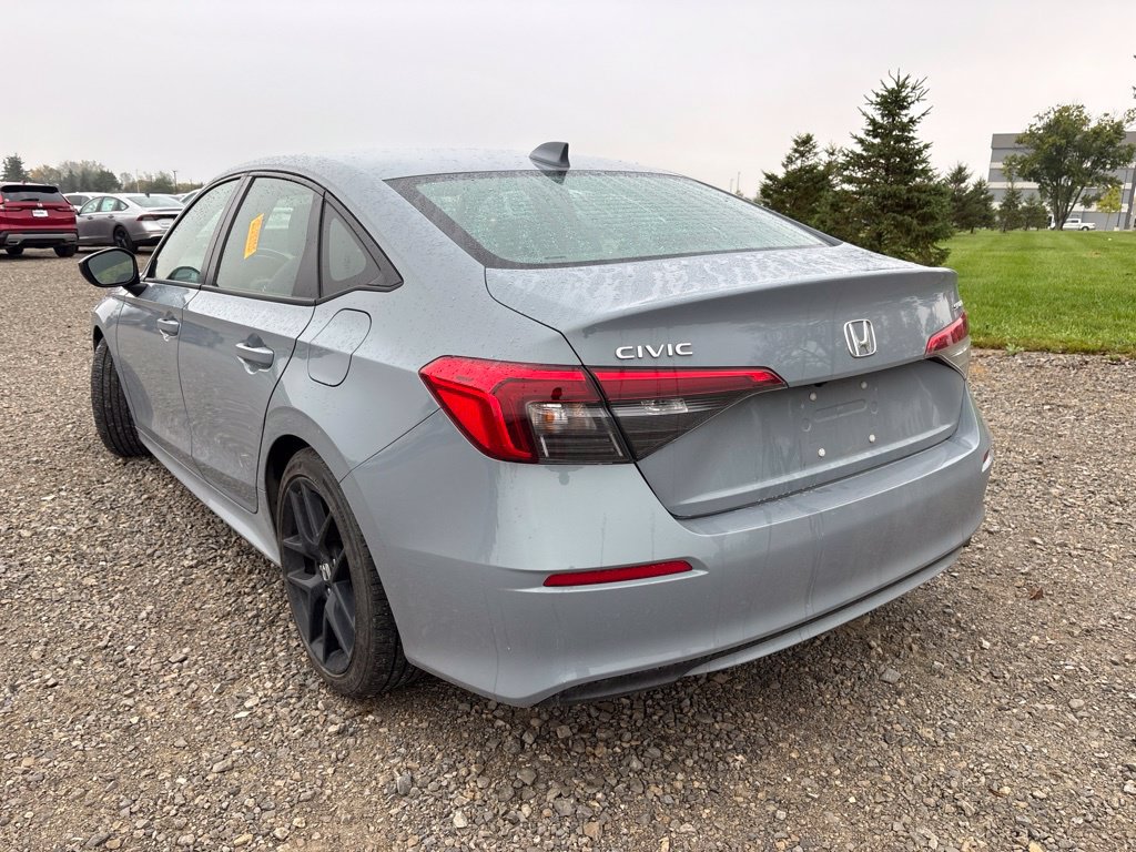 Used 2023 Honda Civic Sport image 8