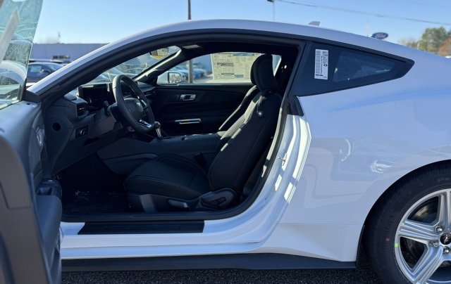 New 2026 Ford Mustang Coupe image 10