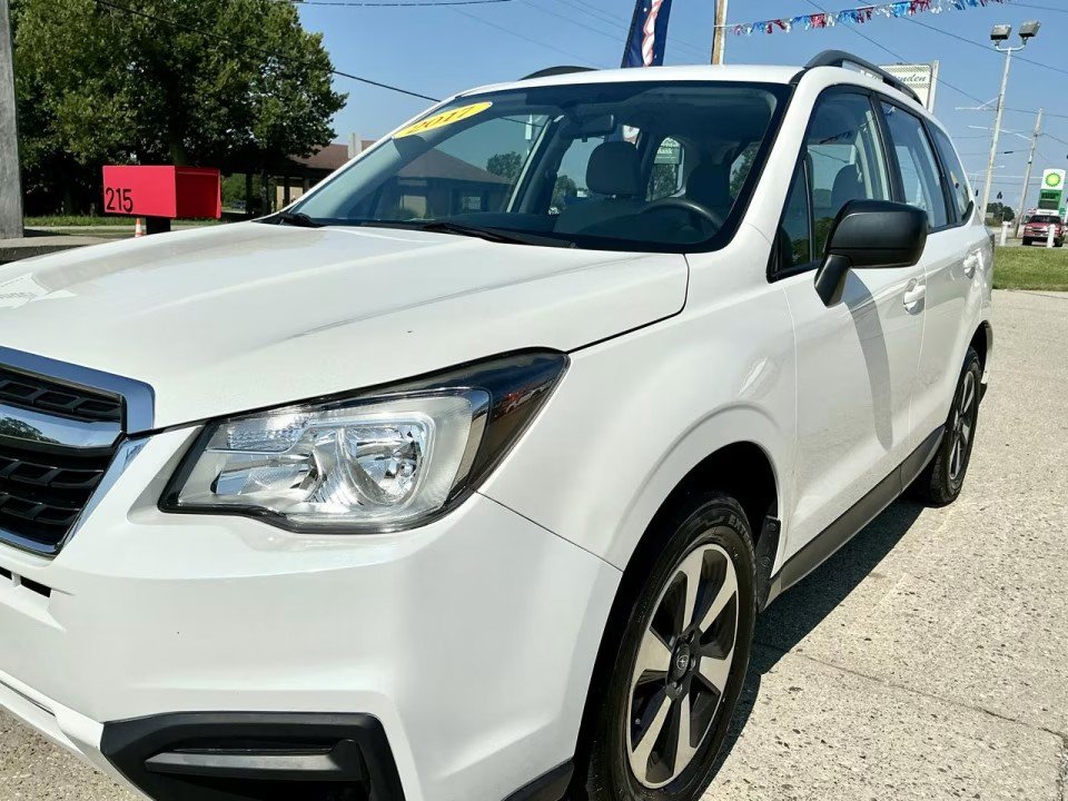 Used 2017 Subaru Forester 2.5i w/ Alloy Wheel Package AWD/4WD image 28