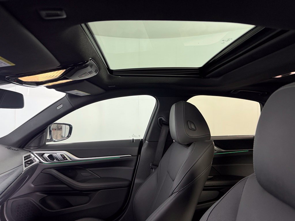 Used 2025 BMW i4 eDrive40 RWD image 18