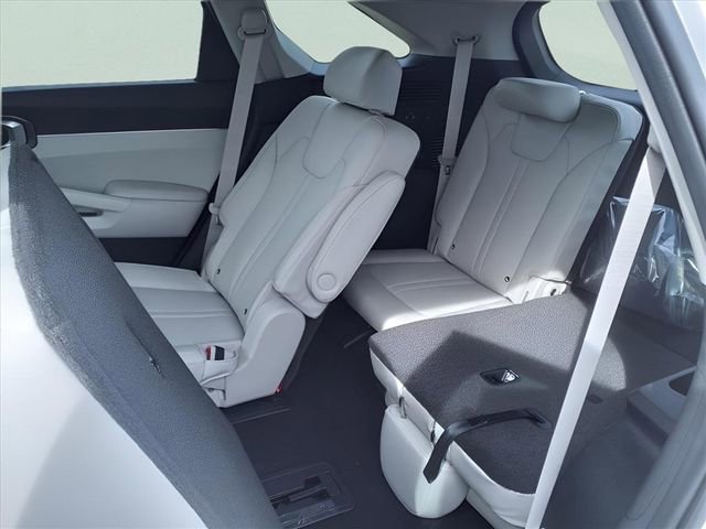 New 2025 Kia Sorento EX image 16