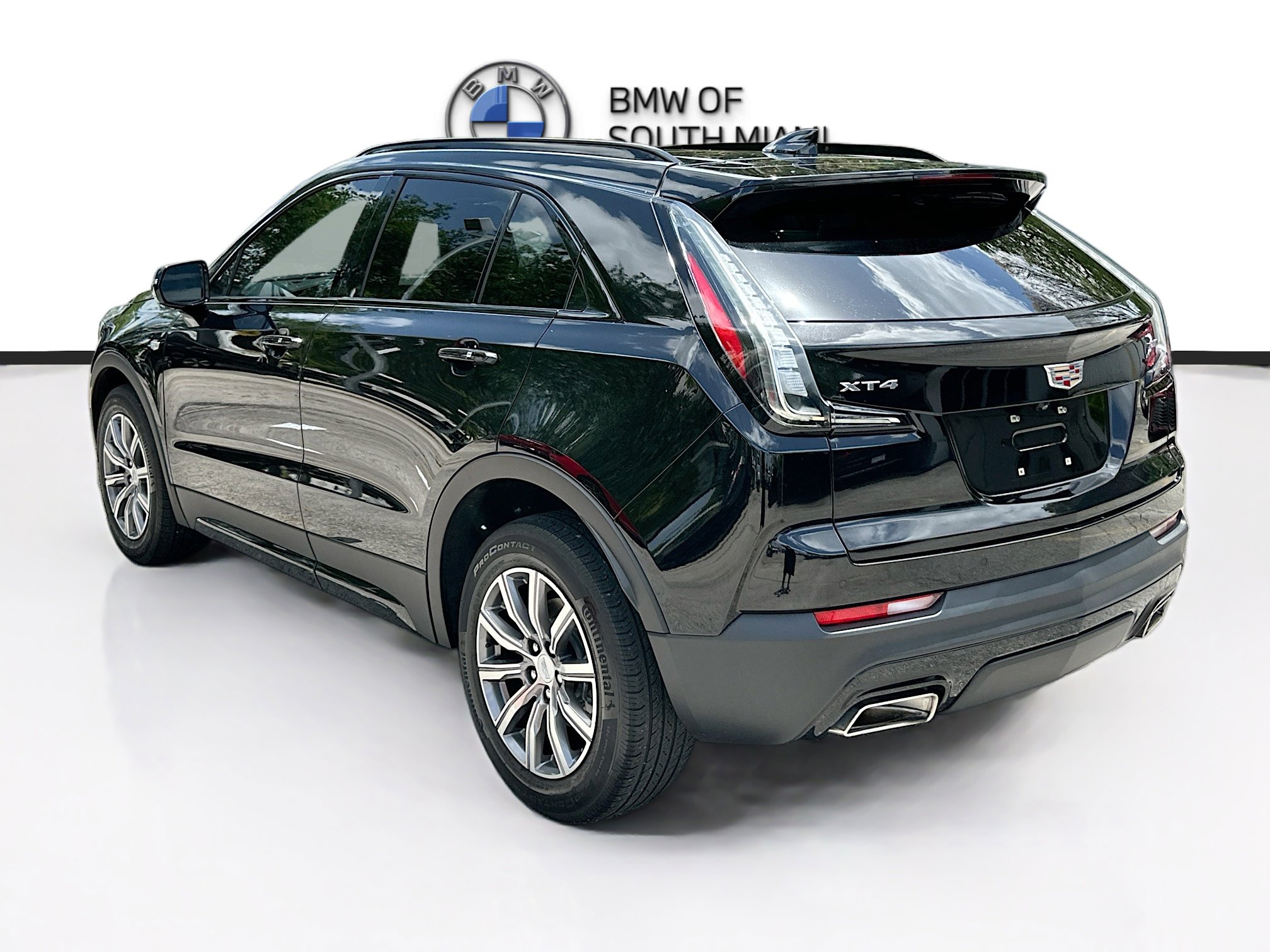 Used 2023 Cadillac XT4 Sport FWD image 5