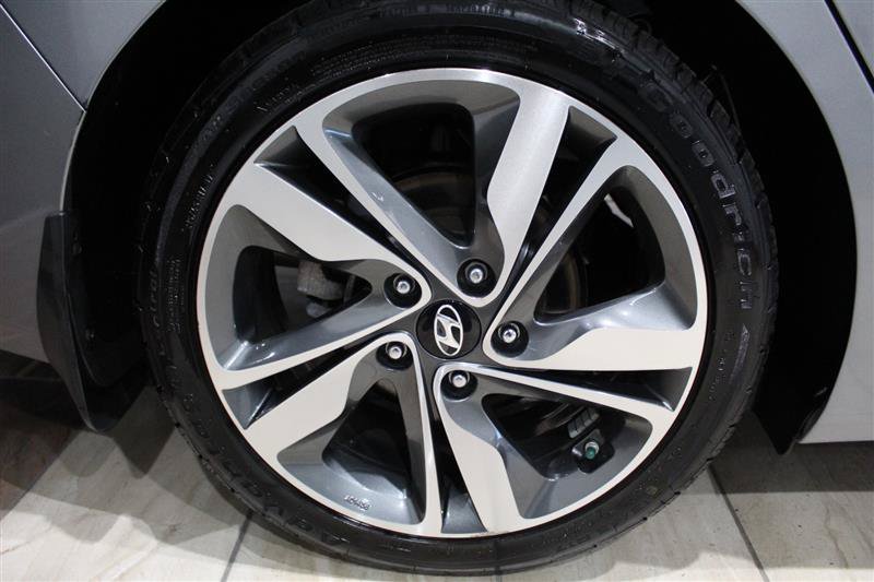 Used 2014 Hyundai Elantra Limited FWD image 13