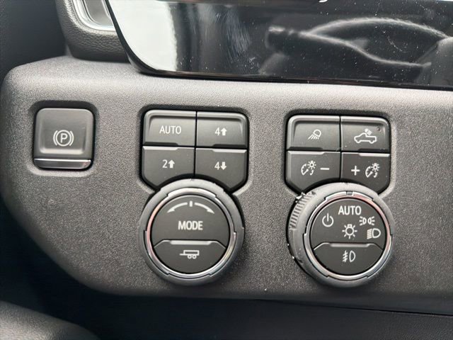 New 2026 Chevrolet Silverado 3500 LTZ w/ LTZ Plus Package image 22