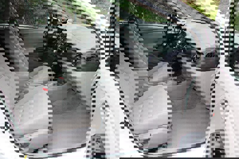 Used 2011 Honda Insight LX image 13