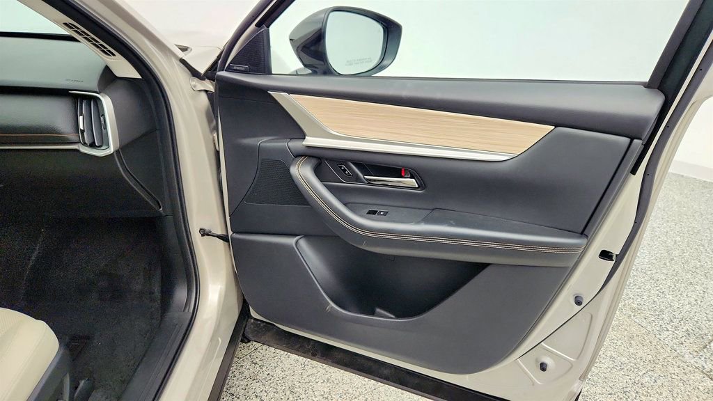 Used 2025 MAZDA CX-90 Plug-In Hybrid w/Premium Sport image 27