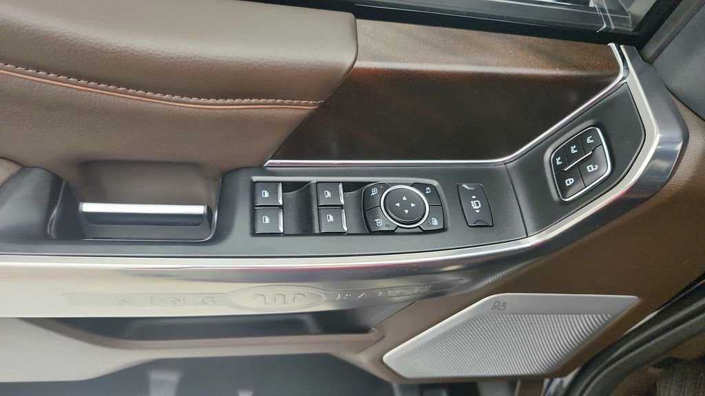 Used 2024 Ford F350 King Ranch w/ FX4 Off-Road Package AWD/4WD image 18