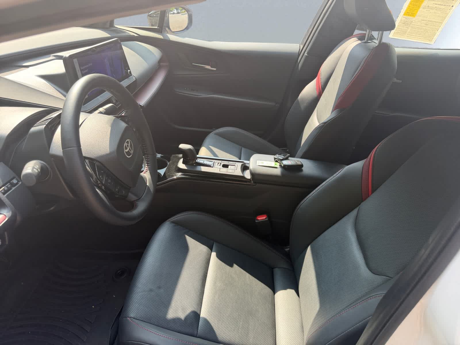 Used 2024 Toyota Prius Prime Premium w/ Advanced Technology Package FWD image 15