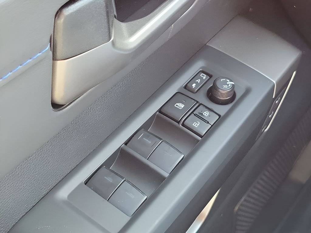 New 2026 Toyota Tundra Platinum AWD/4WD image 34