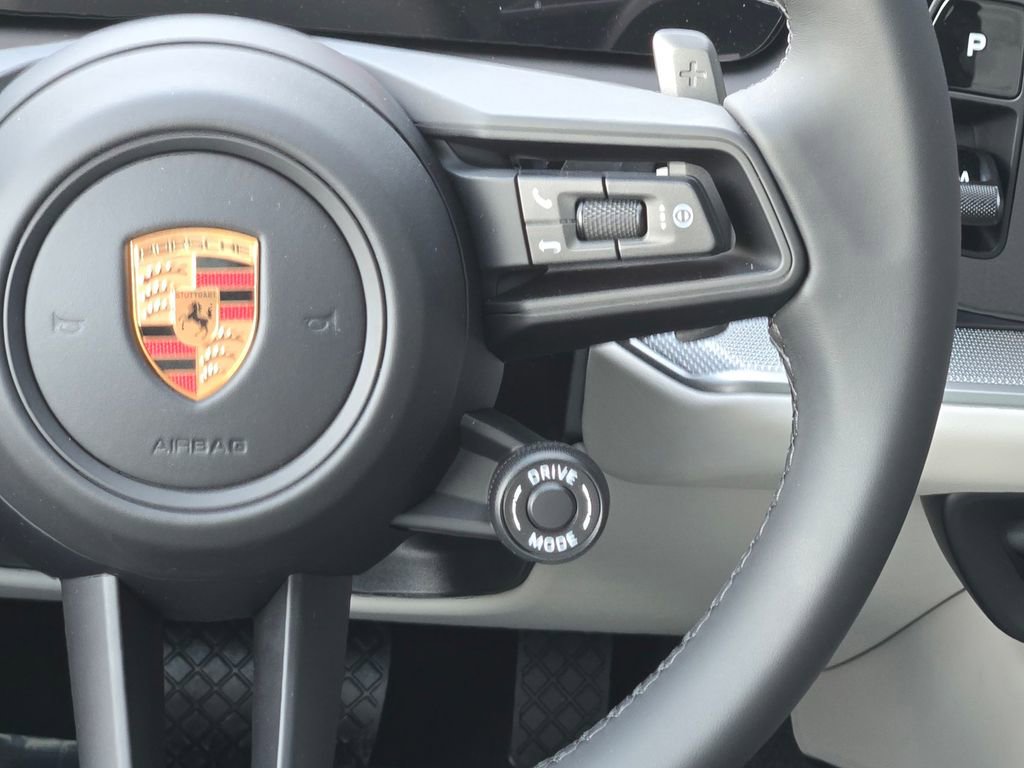 New 2026 Porsche Cayenne Coupe AWD/4WD image 17