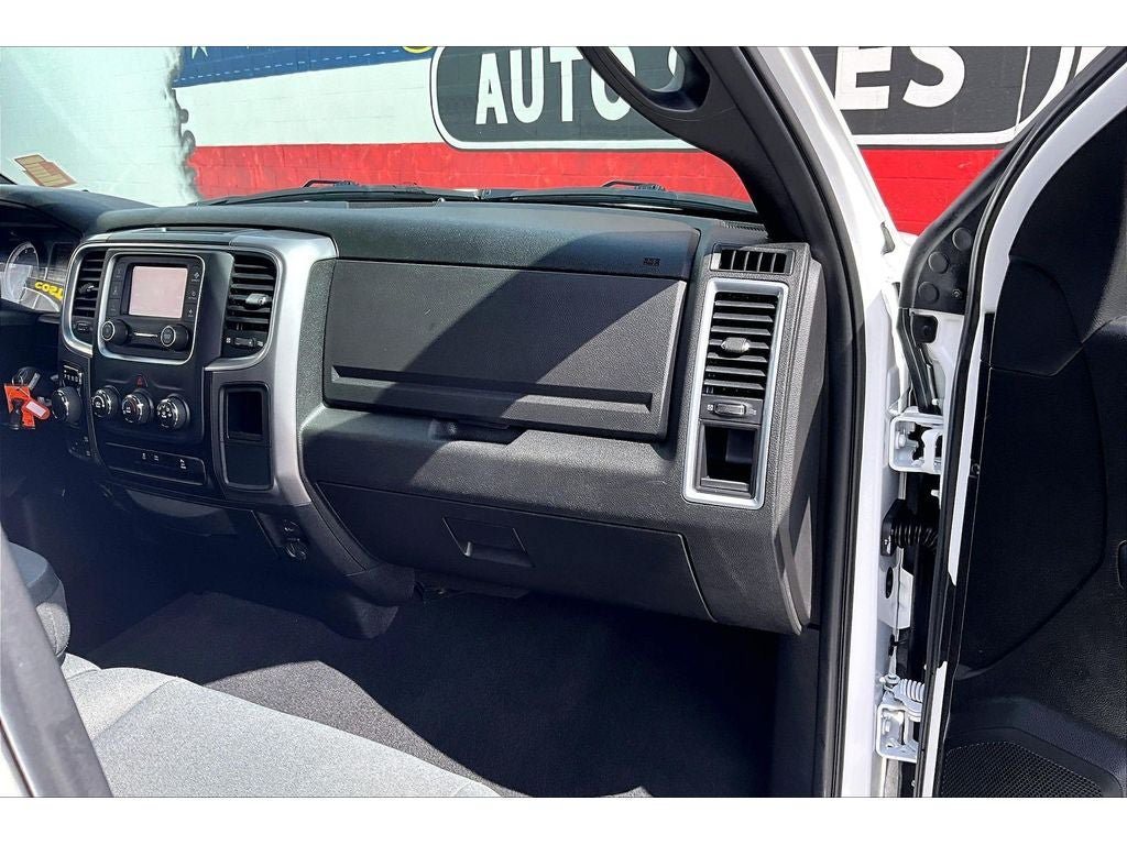 Used 2024 RAM 1500 Classic Warlock AWD/4WD image 17