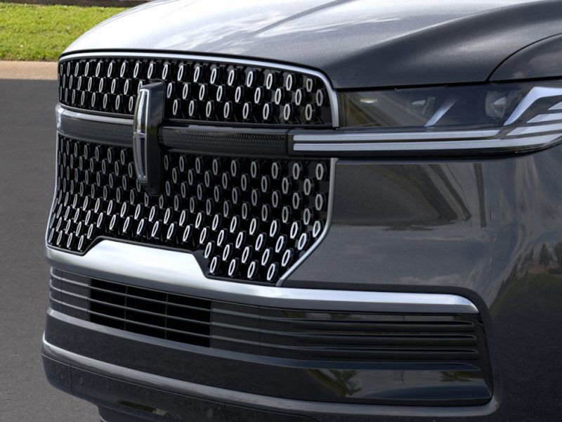New 2026 Lincoln Navigator L Premier image 17