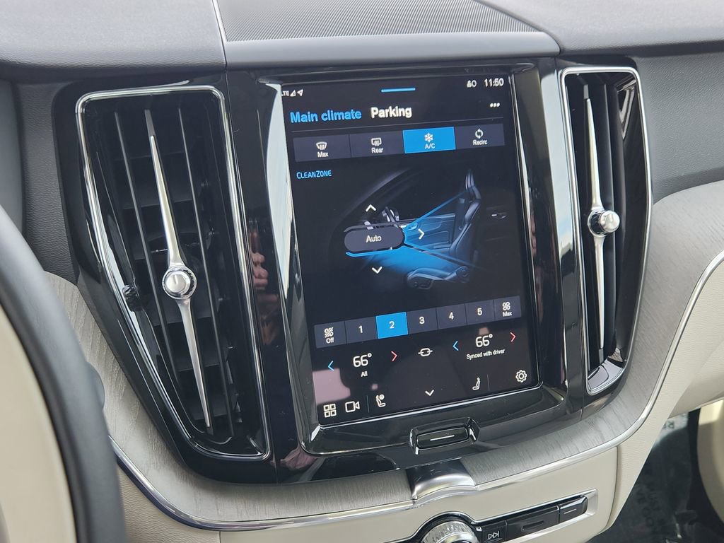 Used 2025 Volvo XC60 T8 Plus w/ Protection Package Premier image 9
