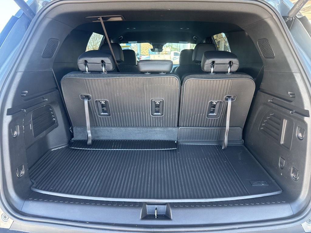 Used 2026 Chevrolet Traverse LT w/ Midnight/Sport Edition image 28