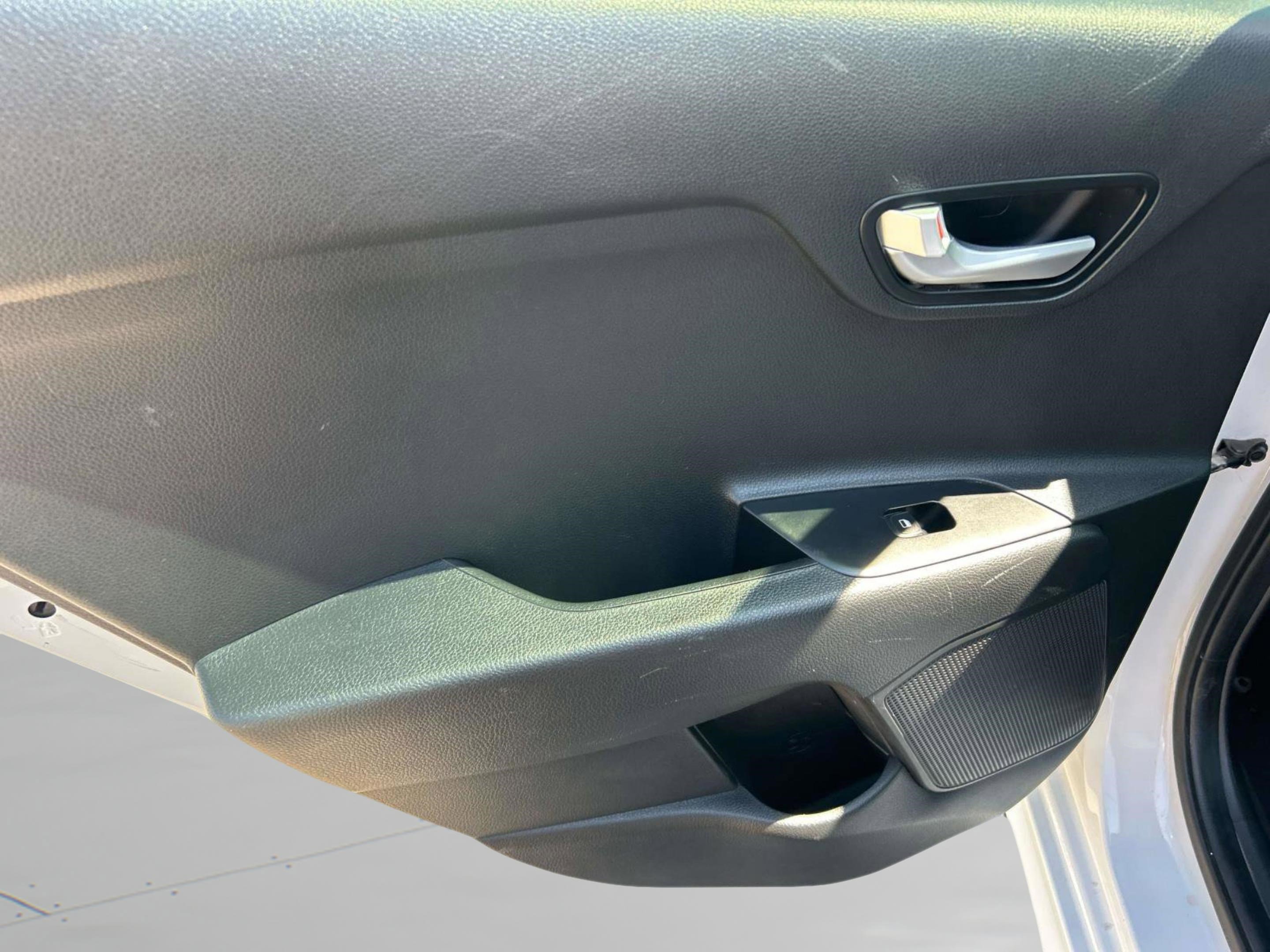 Used 2021 Kia Rio S FWD image 13
