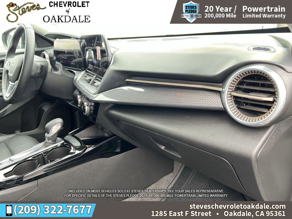 Certified 2024 Chevrolet Trax ACTIV w/ Sunroof Package image 30