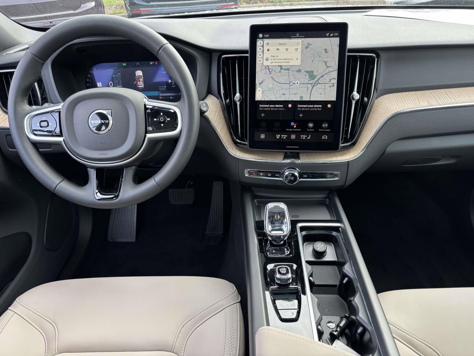 New 2026 Volvo XC60 B5 Plus w/ Protection Package Premier AWD/4WD image 27