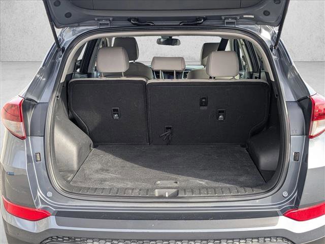 Used 2017 Hyundai Tucson SE FWD image 6