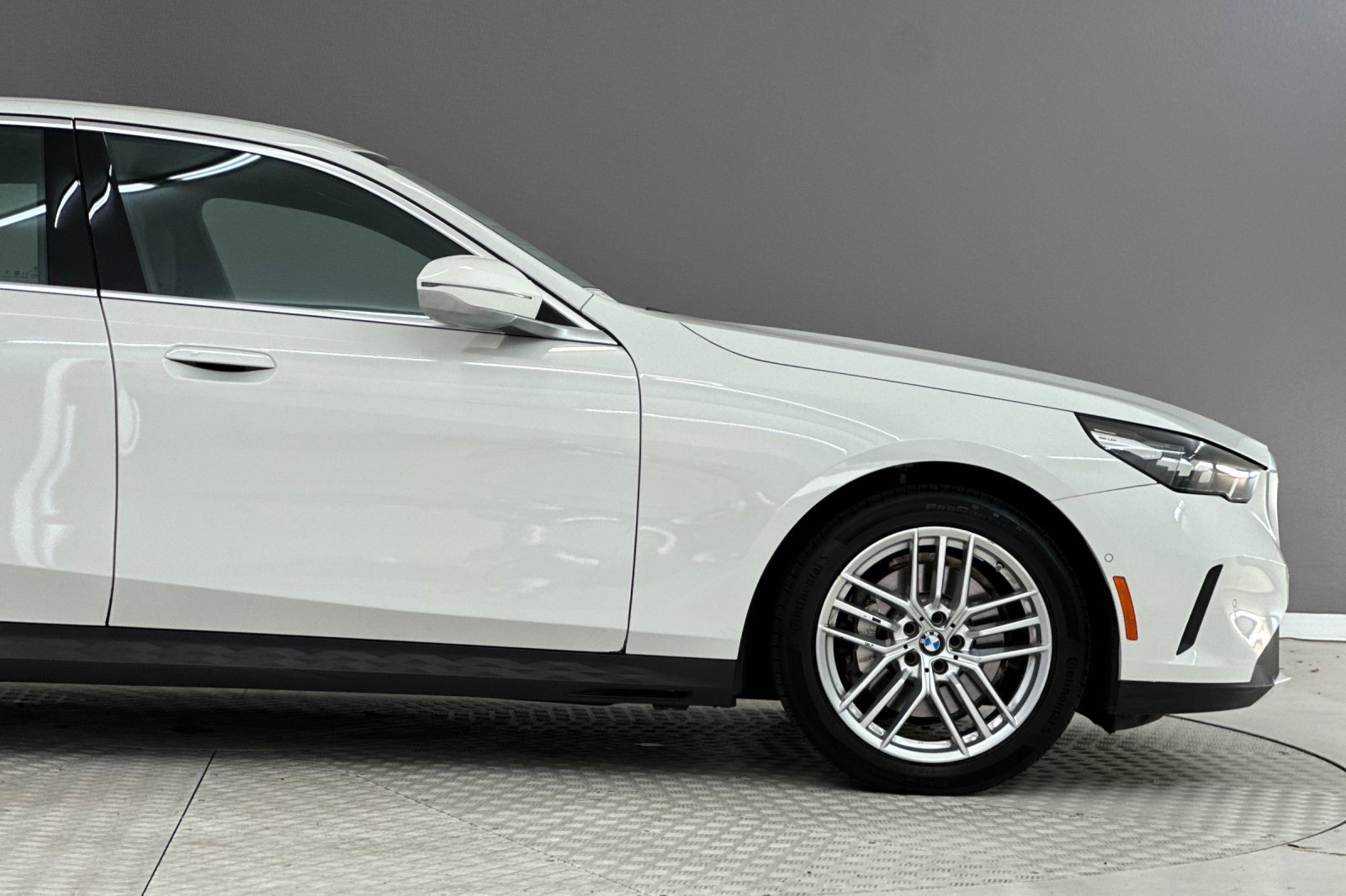 Certified 2024 BMW 530i w/ M Sport Package RWD image 35