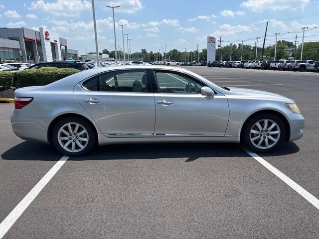 Used 2007 Lexus LS 460 L RWD image 7