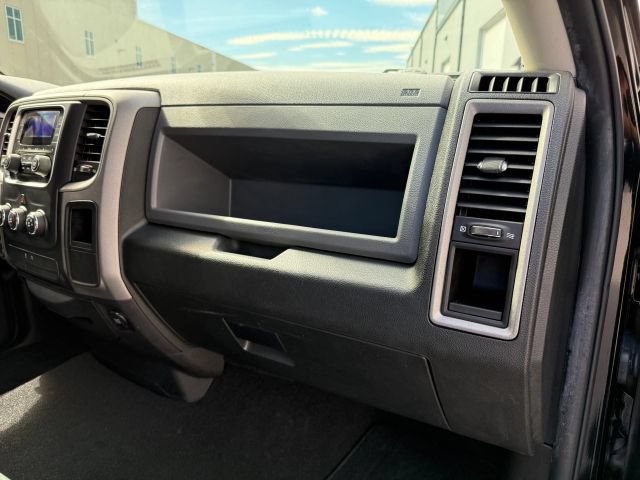 Used 2015 RAM 1500 Express AWD/4WD image 26