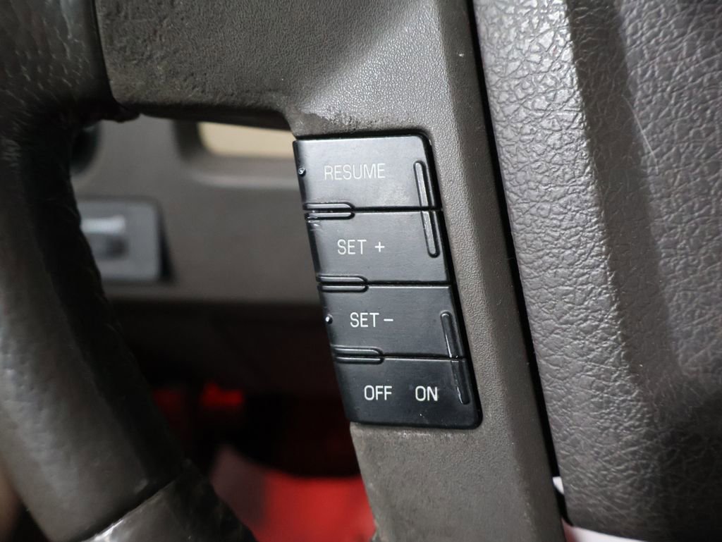 Used 2010 Ford F150 XLT image 27